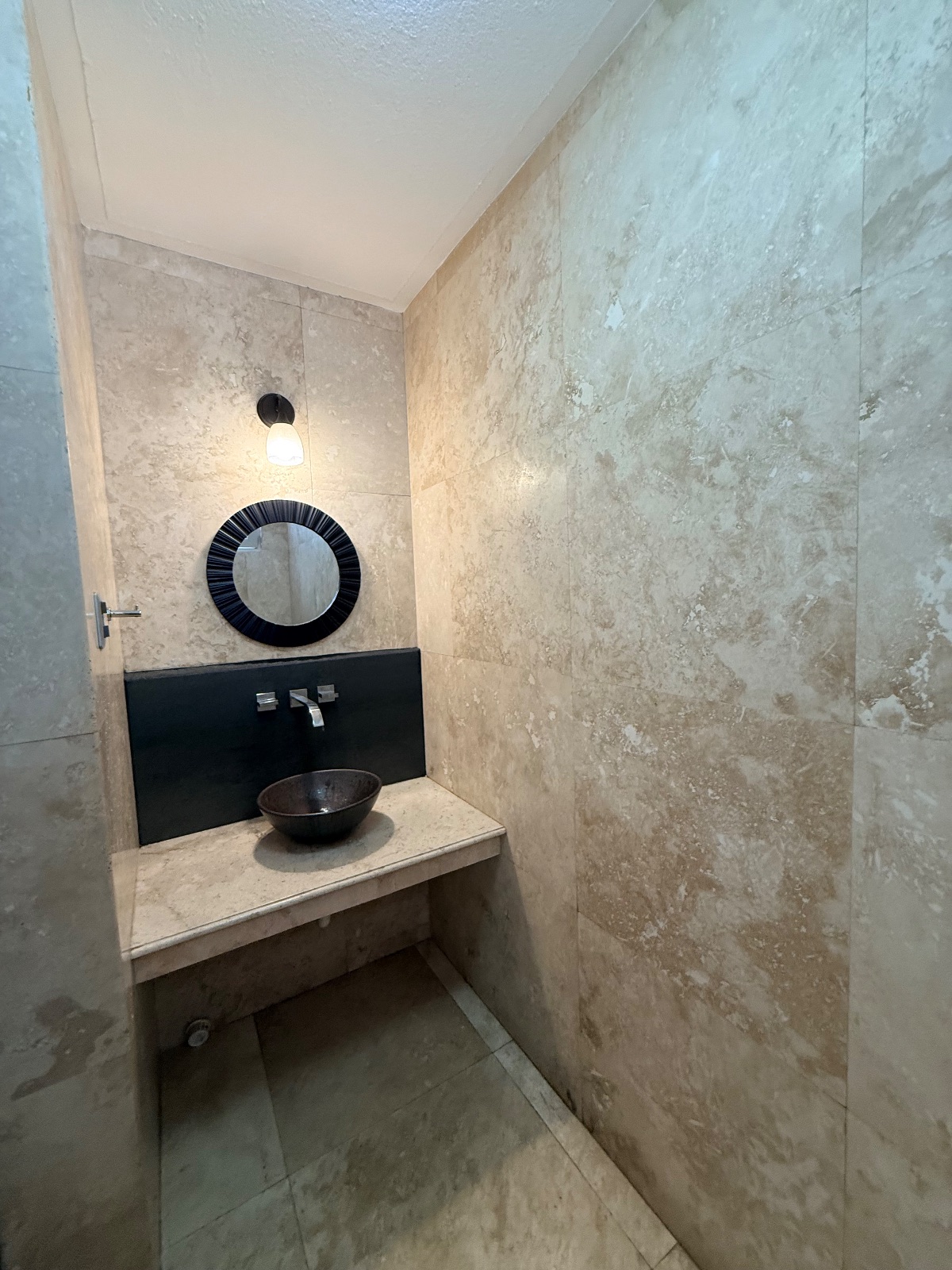 Espectacular casa en venta - zona 16, La Montaña. - foto 11