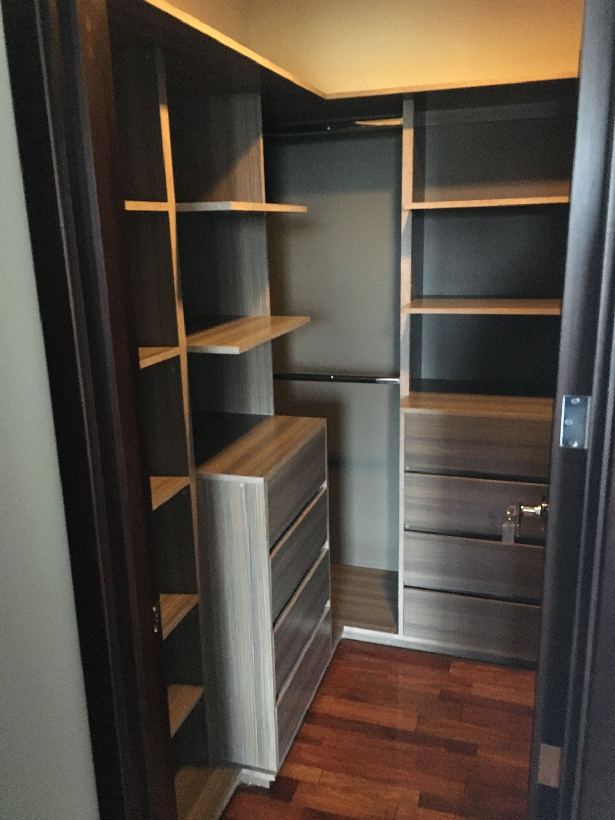Apartamento amueblado en renta - zona 10, Santa Sofía. - foto 5
