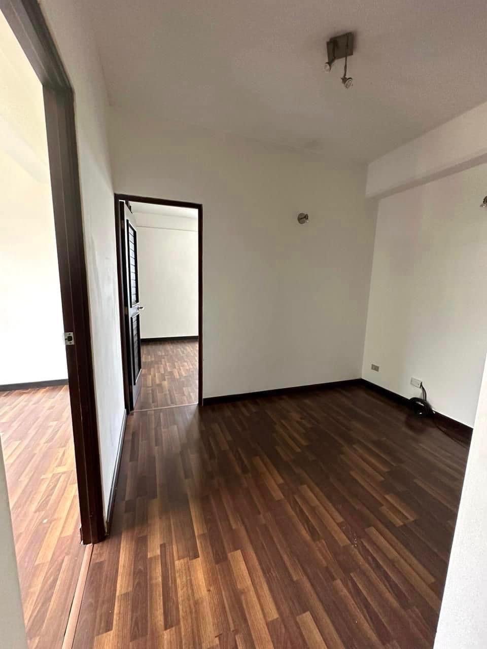 Apartamento en renta nivel alto zona 15, Convista. - foto 8