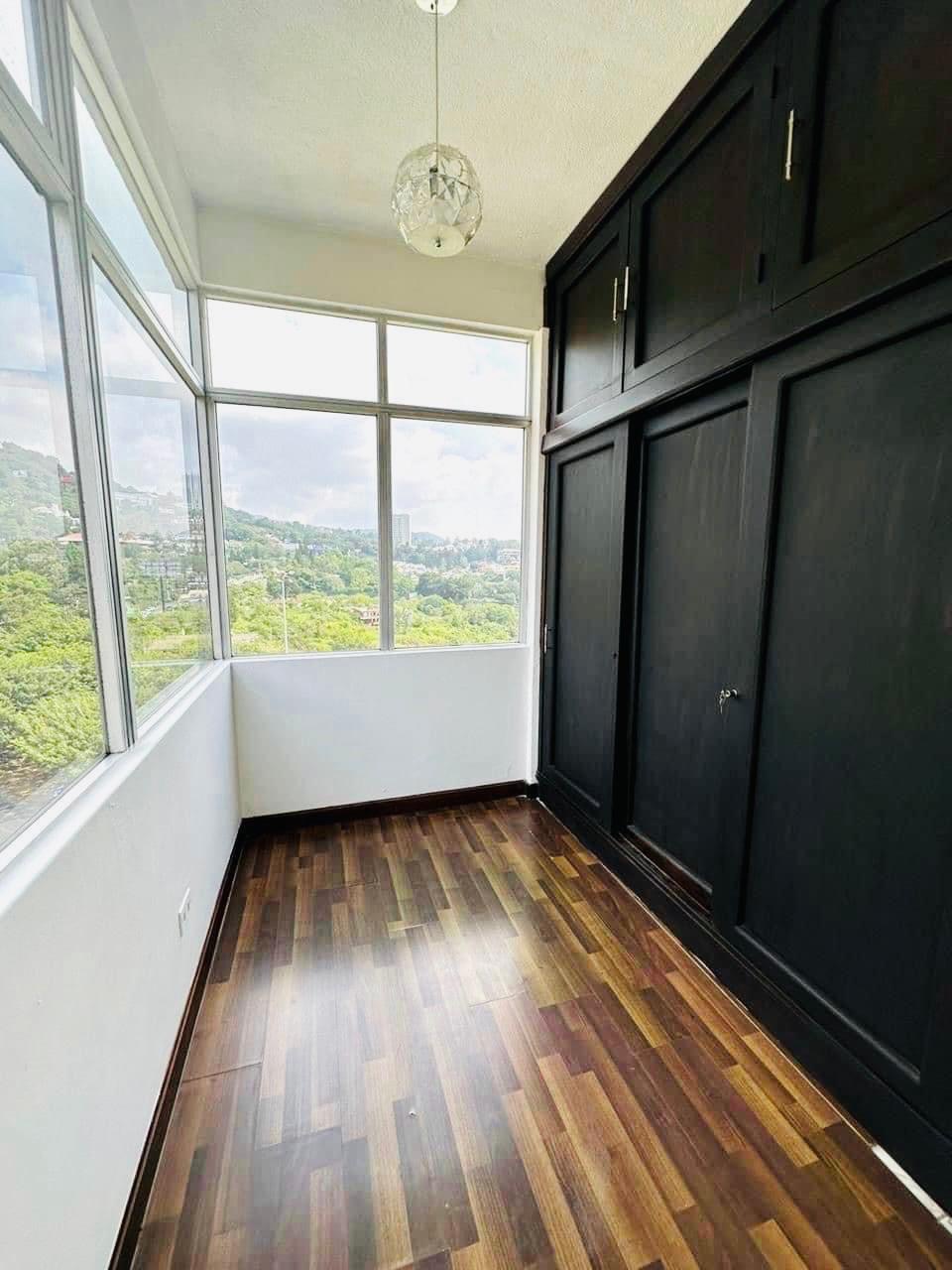 Apartamento en renta nivel alto zona 15, Convista. - foto 10