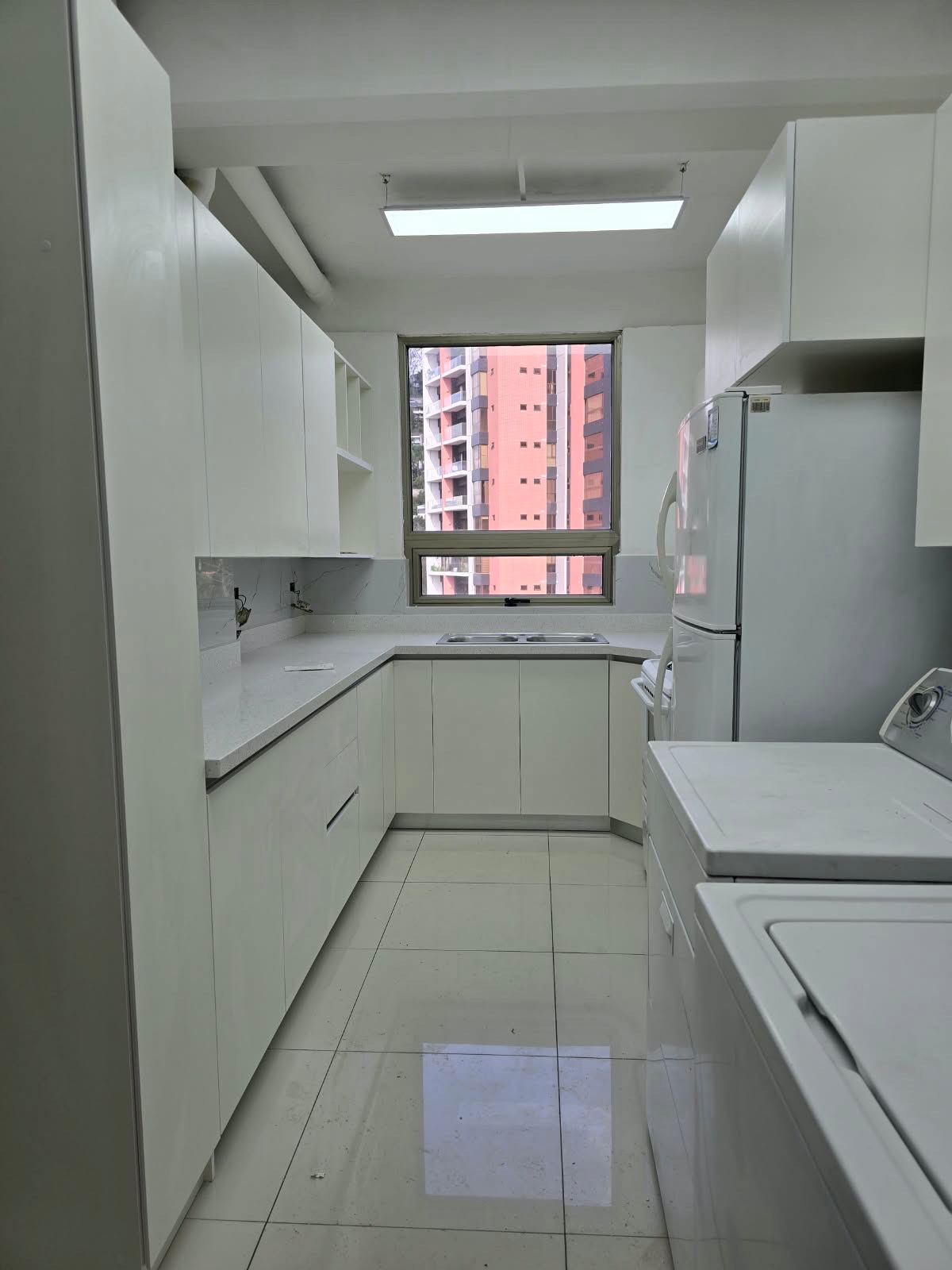 Apartamento en renta nivel alto zona 15, Convista. - foto 4