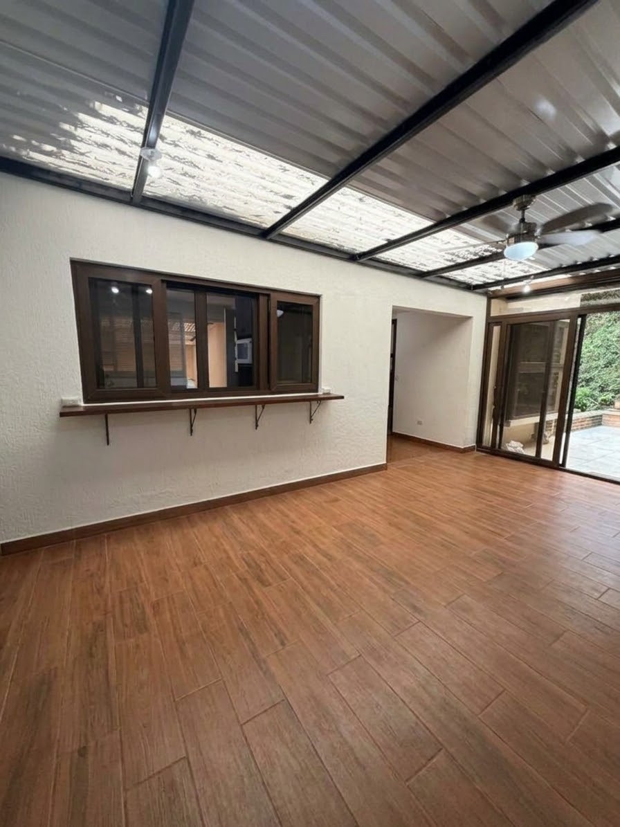 Casa en renta zona 10, Okland. - foto 14
