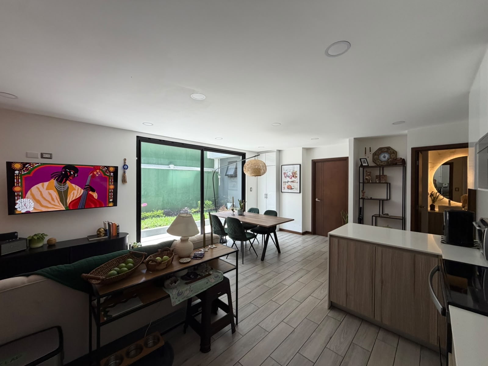 Apartamento en renta con jardín , zona 15, Dual. - foto 5
