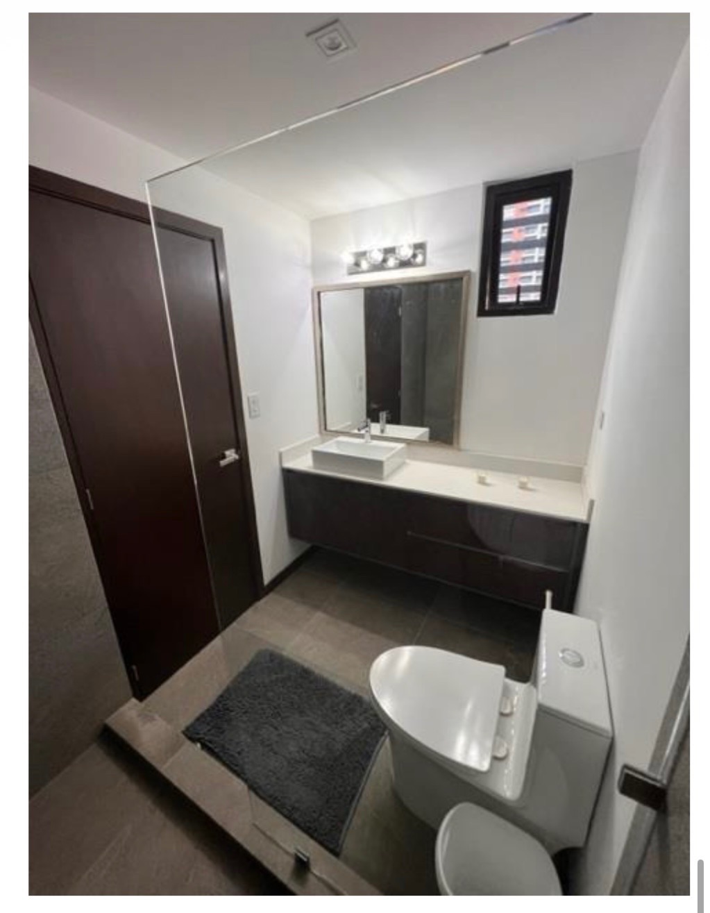 Apartamento amueblado en renta - zona 14, Edificio Polanco. - foto 12