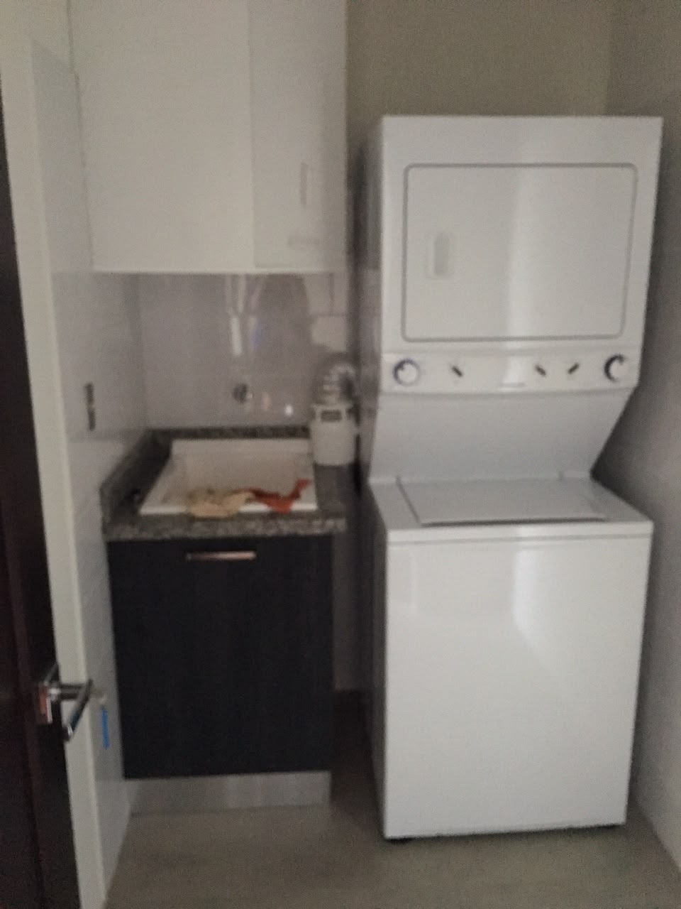Apartamento amueblado en renta - zona 10, Santa Sofía. - foto 4