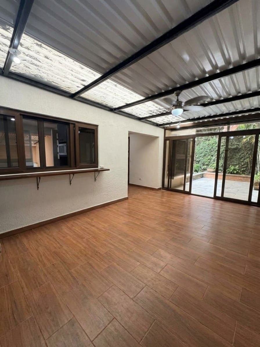 Casa en renta zona 10, Okland. - foto 13