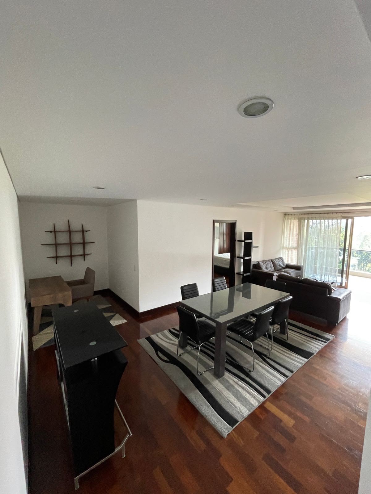 Apartamento amueblado en renta - zona 10, Santa Sofía.