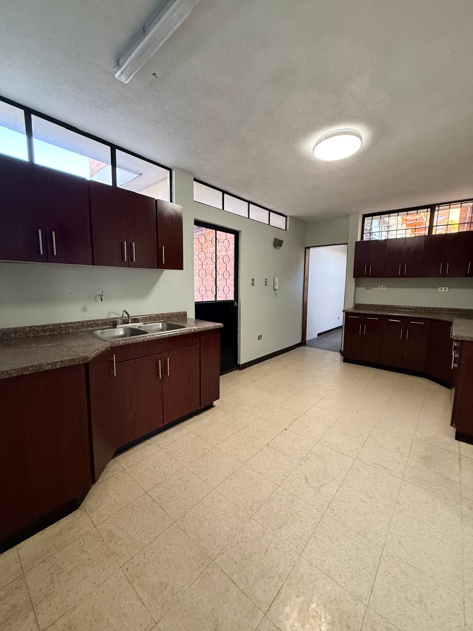 Townhouse en renta — Zona 15, VH1 - foto 16